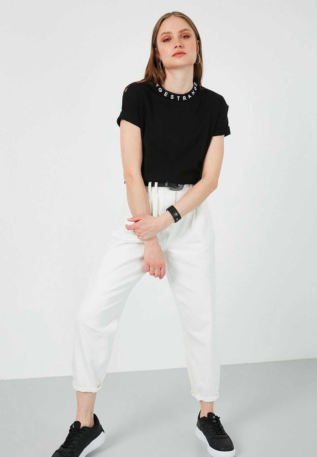 LELA Regular Fit - T-Shirt Print - Black - Image 2