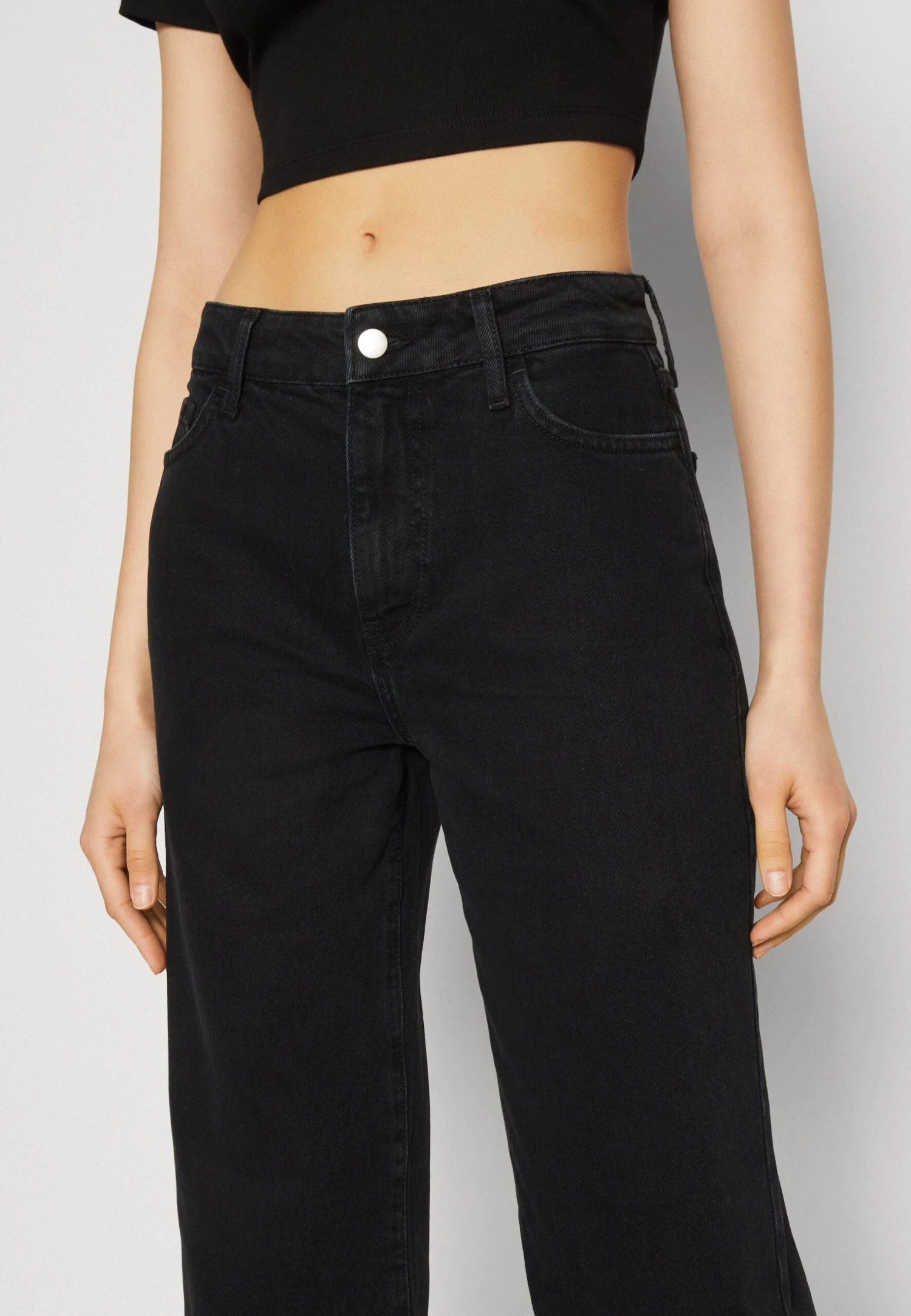 Even&Odd Relaxed Fit Jeans - Black Denim - Image 4