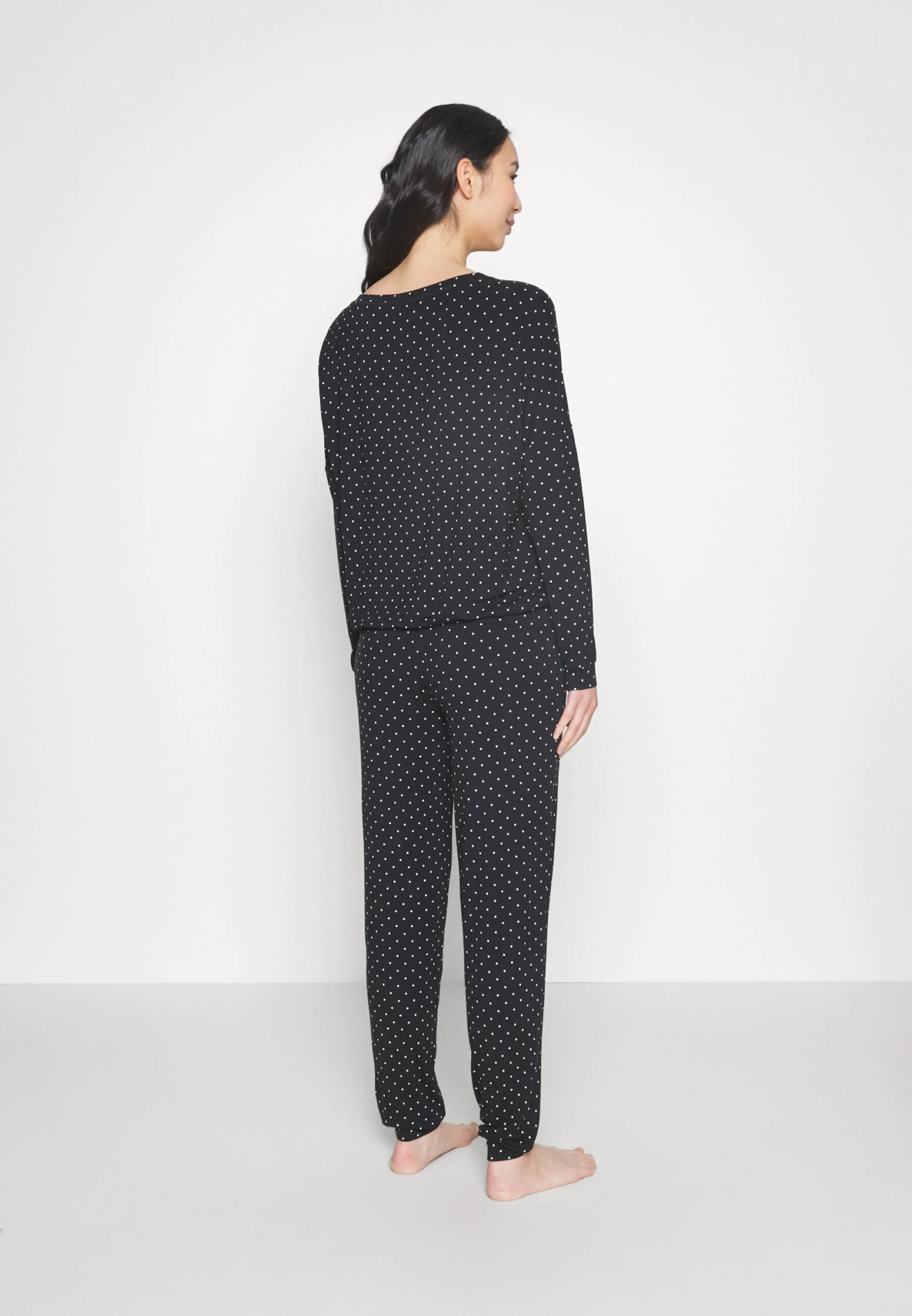 Anna Field Pyjama - Black/White - Image 3