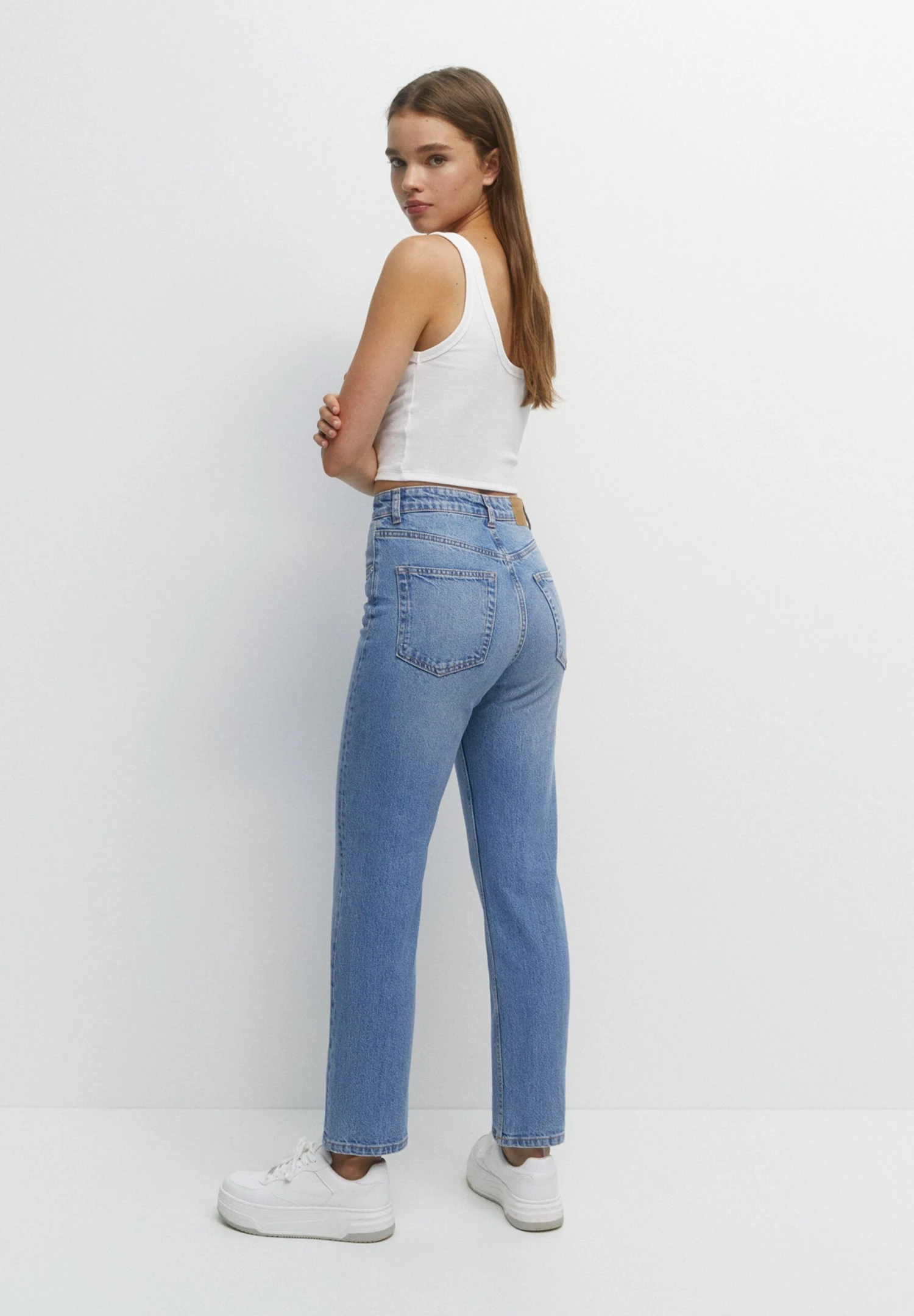 PULL & BEAR High Waist - Straight Leg Jeans - Stone Blue Denim - Image 3