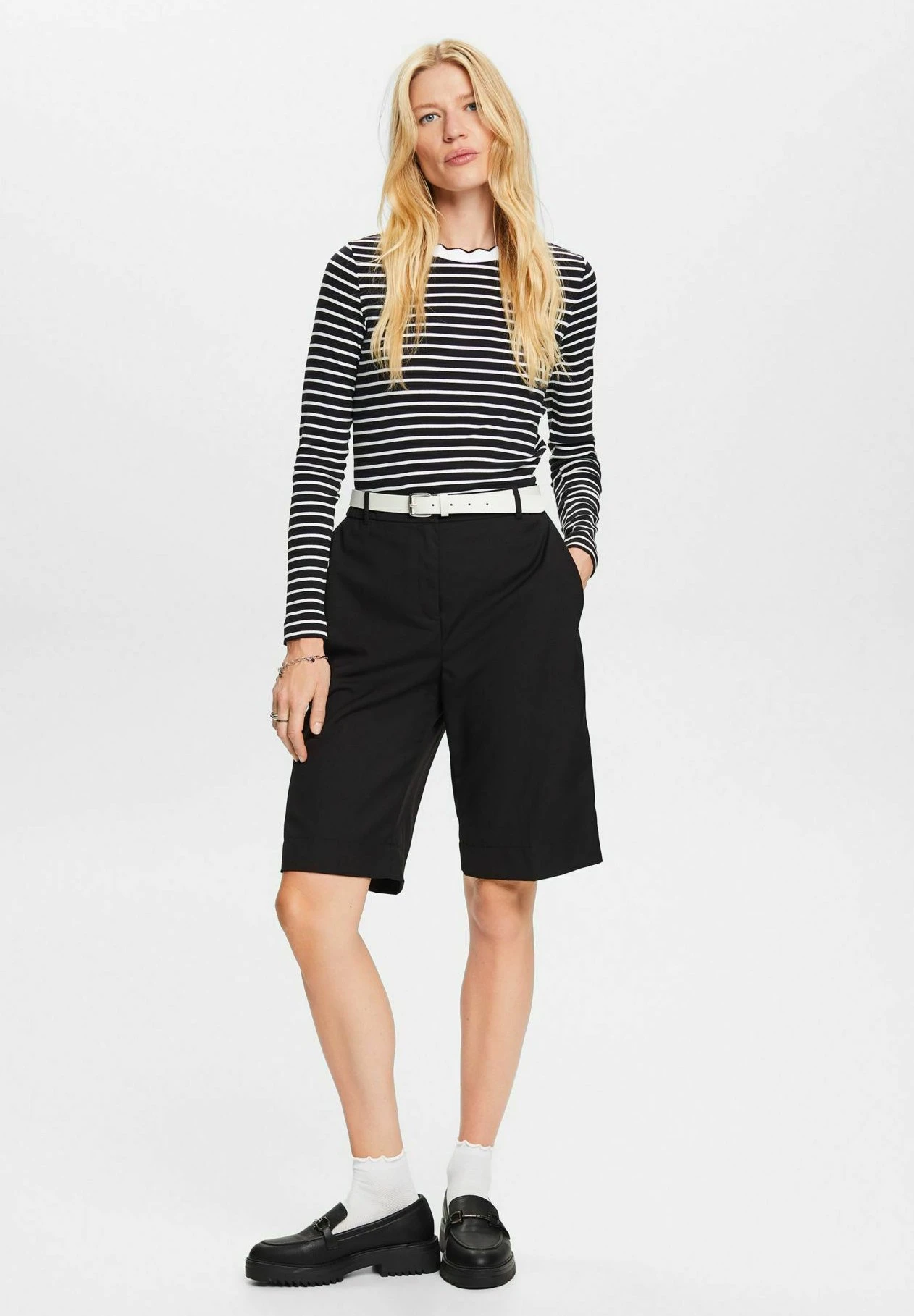 ESPRIT Muschelkante Am Ausschnitt - Longsleeve - Black - Image 2