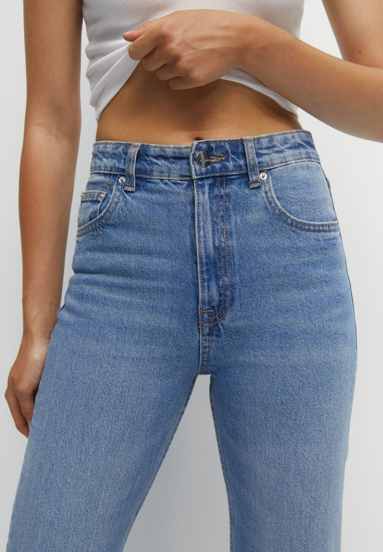 PULL & BEAR High Waist - Straight Leg Jeans - Stone Blue Denim - Image 5