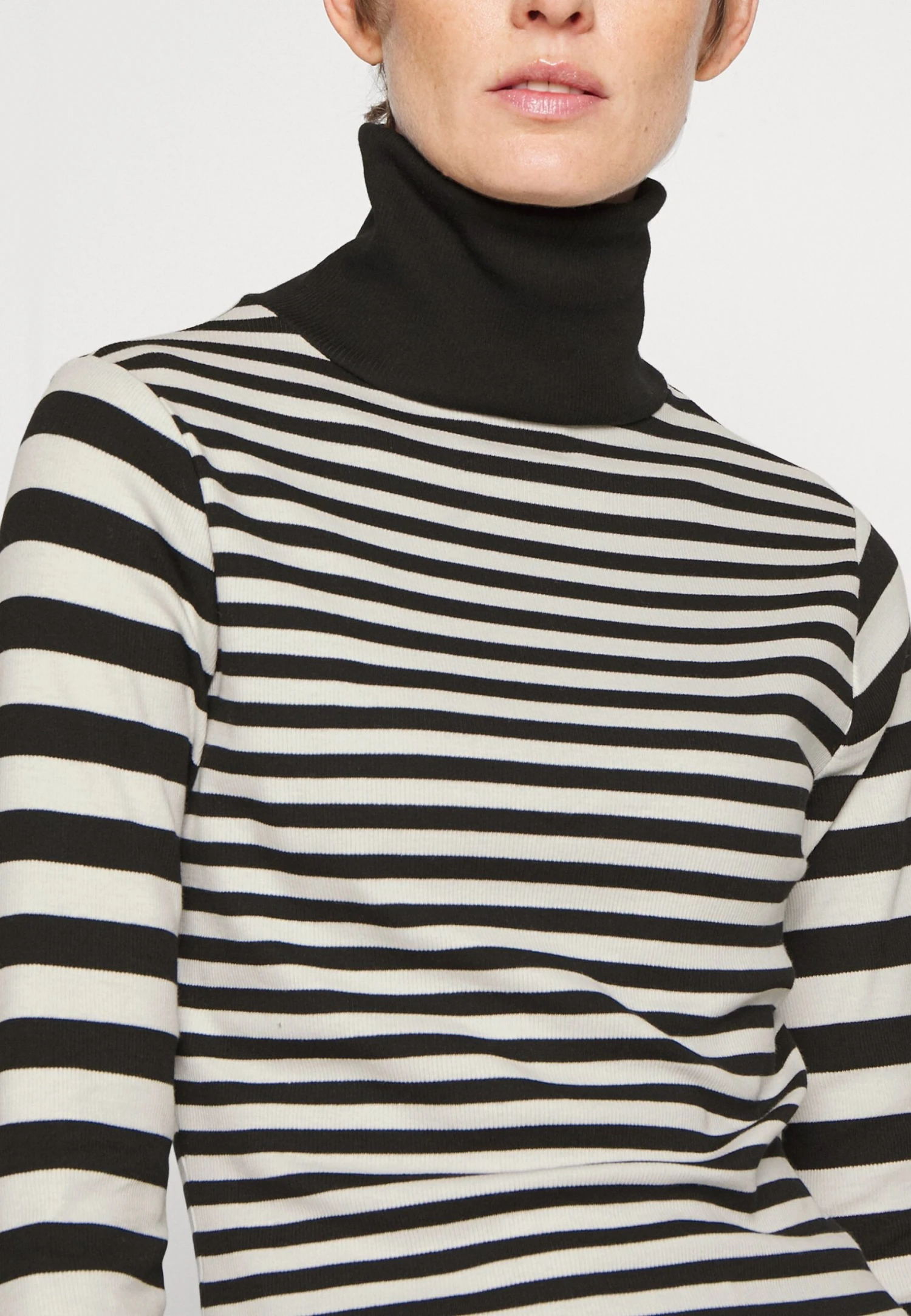 Leon Long Sleeve - Longsleeve - Zebra - Image 6