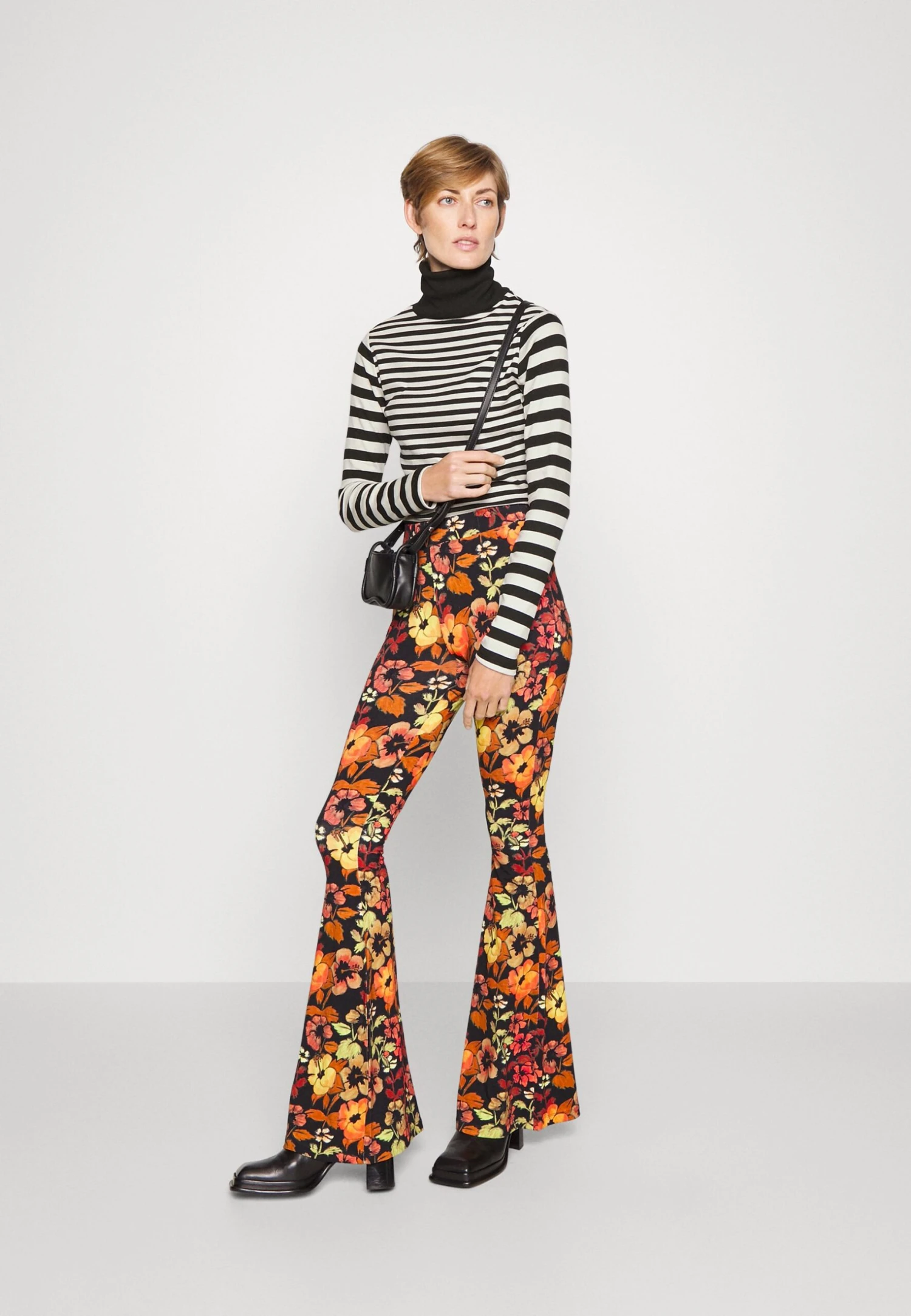 Leon Long Sleeve - Longsleeve - Zebra - Image 2