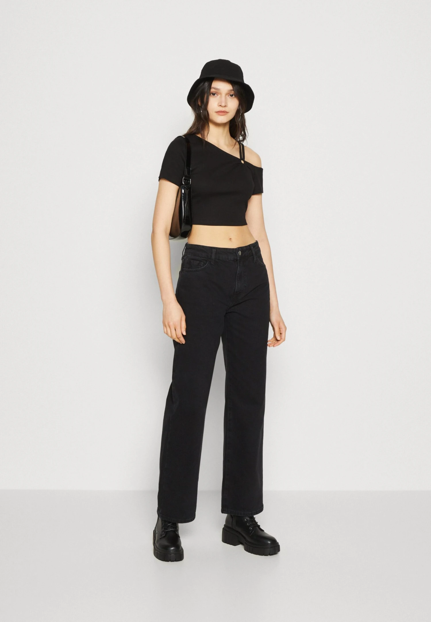 Even&Odd Relaxed Fit Jeans - Black Denim - Image 2