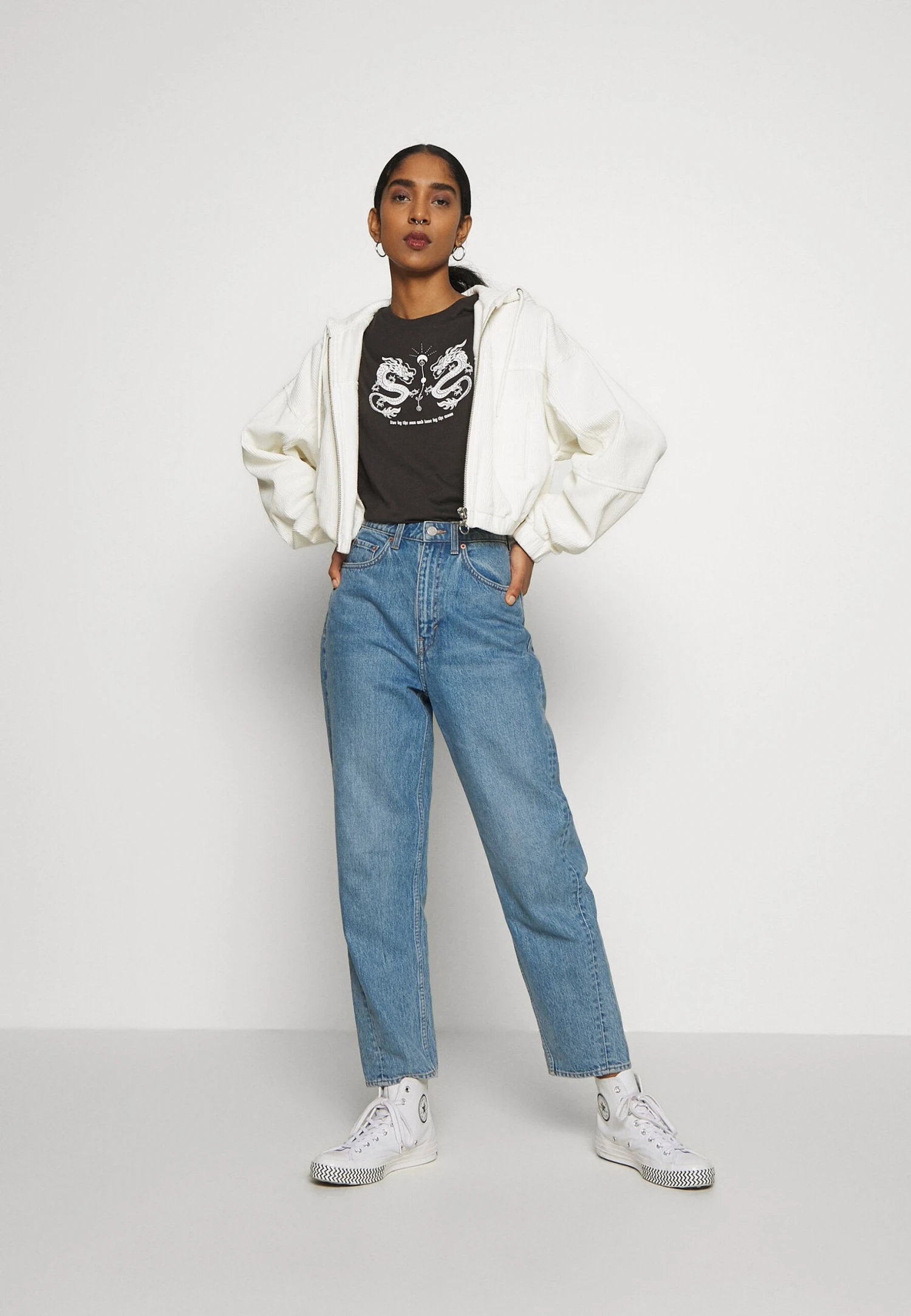 Even&Odd Hattie Mirrored Dragons Tee - T-Shirt Print - 801 - Anthracite - Image 2