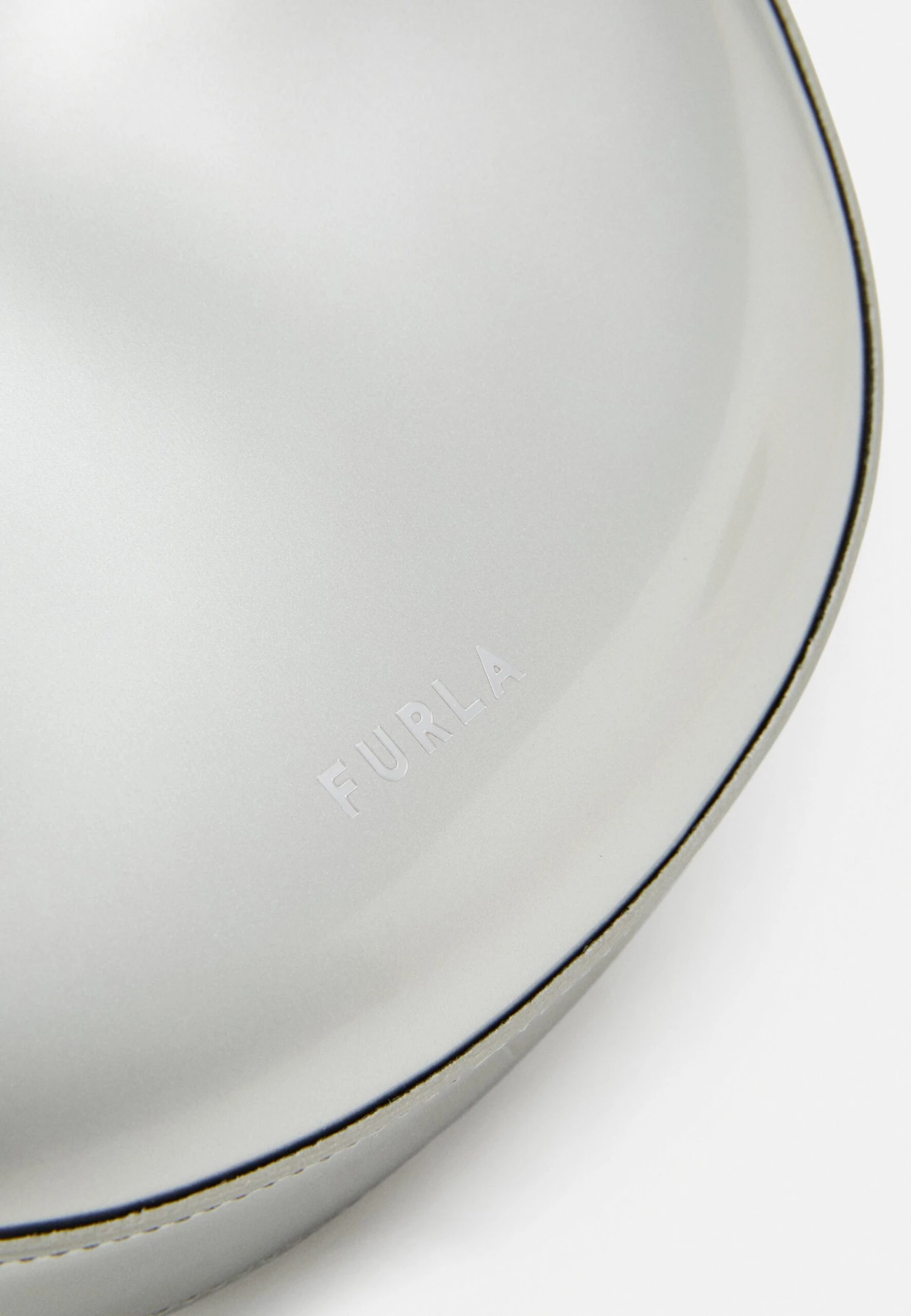 Furla Primavera Shoulder Bag - Handtas - Silver-Coloured - Image 4