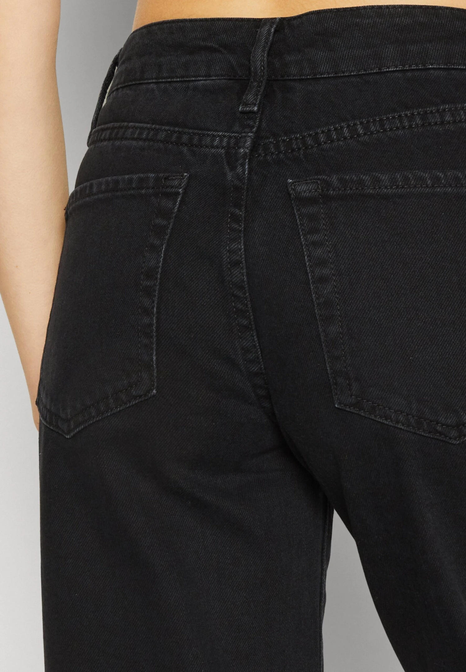 Even&Odd Relaxed Fit Jeans - Black Denim - Image 6