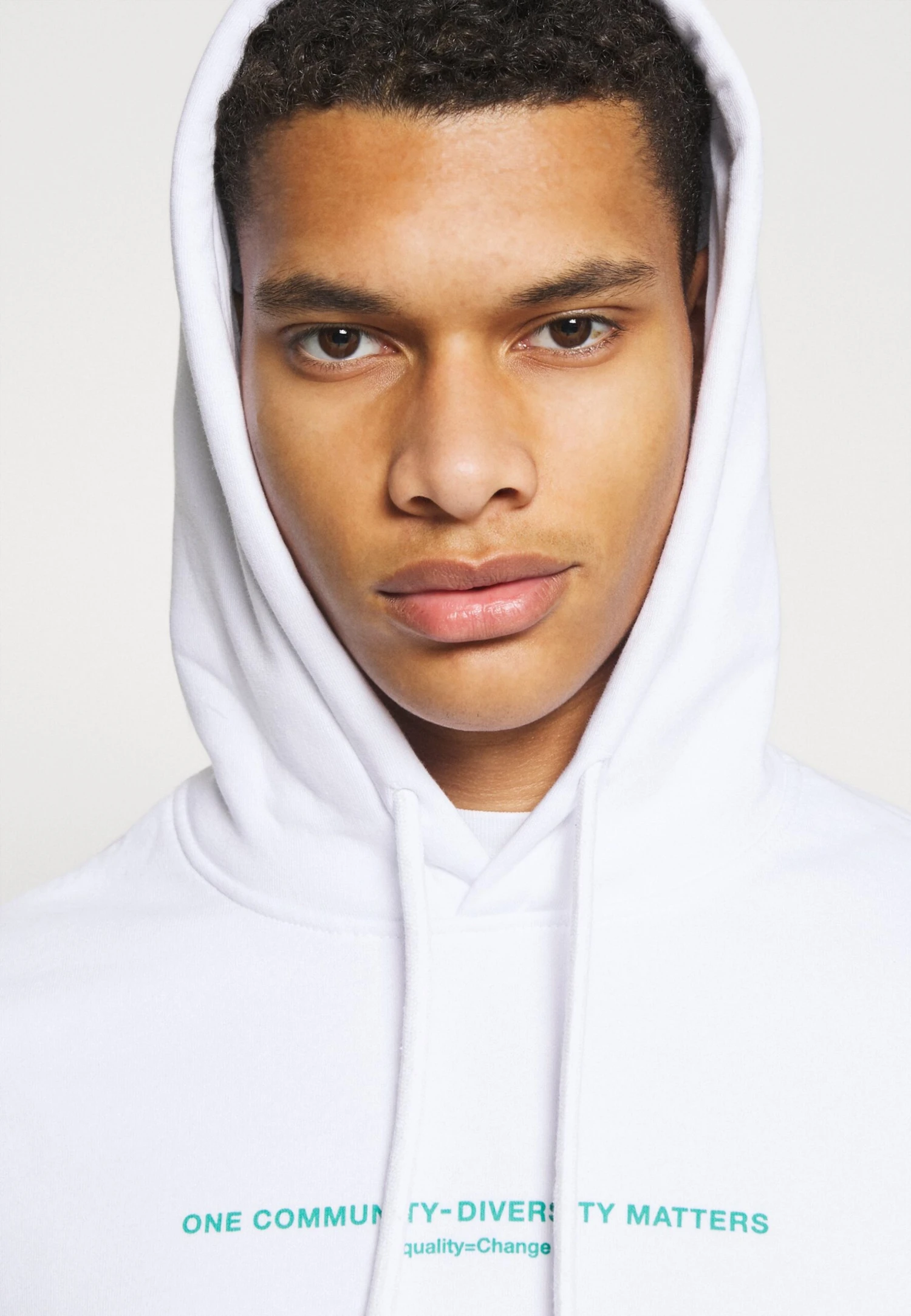 YOURTURN Unisex - Hoodie - White - Image 4