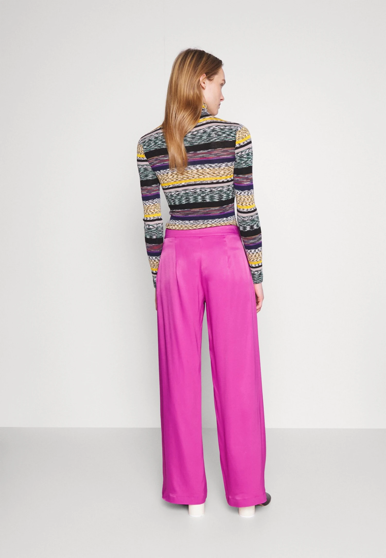 Patrizia Pepe Pantaloni Trousers - Broek - Orchid Purple - Image 3